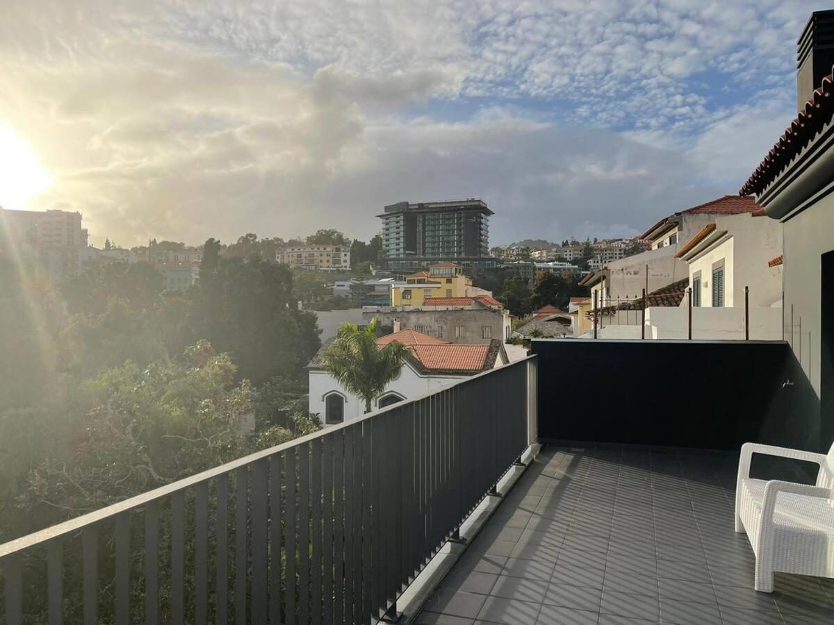 Carreira Residence Фуншал Экстерьер фото